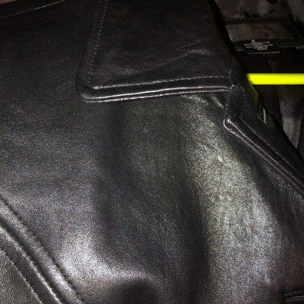 - Retro Style & Co Leather Jacket - Picture 3 of 3
